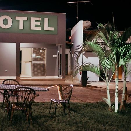 Rotta Hotel Tangara da Serra Ngoại thất bức ảnh